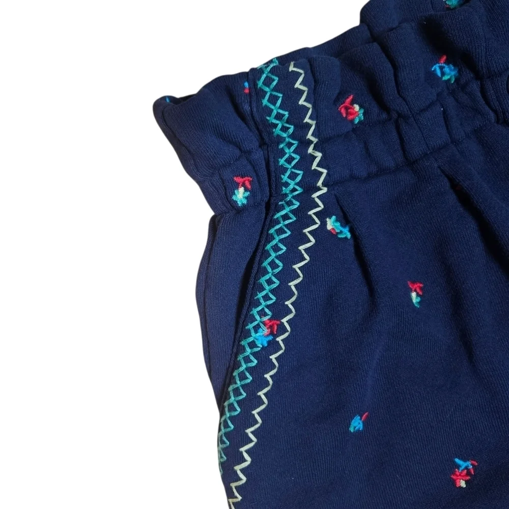 Something Navy The Hazel Paperback Sweatshorts Navy Blue Floral Embrodery Small